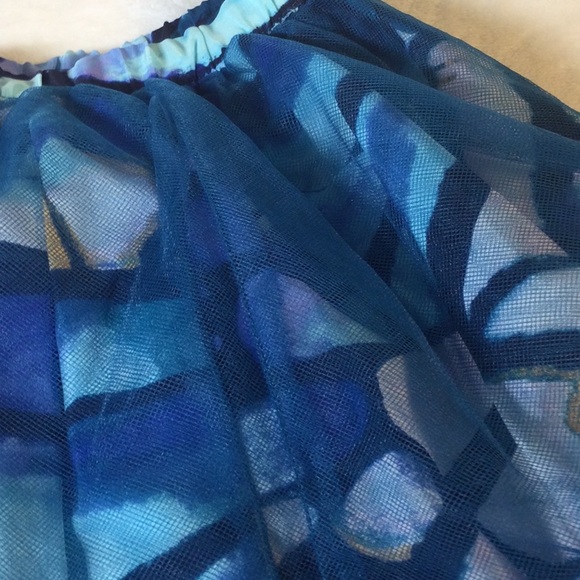 🌼 GYMBOREE 🌼 multi color Print Skirt w/ Sheer Blue Mesh Covering girls 5 - Picture 3 of 13